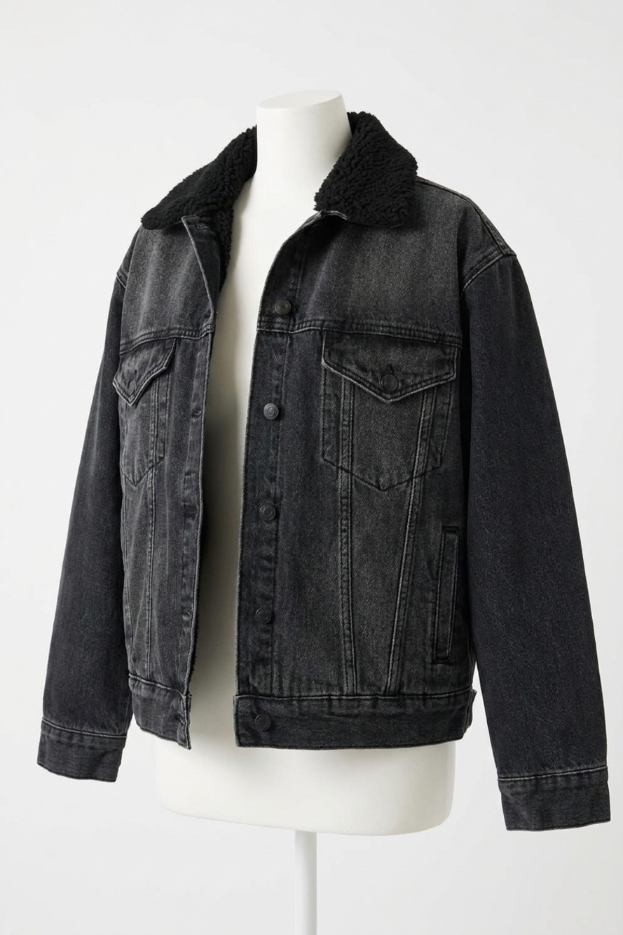 NEW GOOD AMERICAN oversized trucker jacket in black
